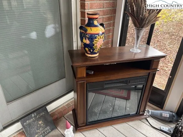 $649,000 | 145 Fairway Hills Court, West Jefferson, NC 28694