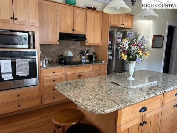 $649,000 | 145 Fairway Hills Court, West Jefferson, NC 28694