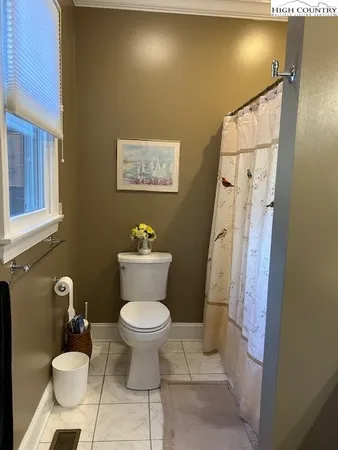 $649,000 | 145 Fairway Hills Court, West Jefferson, NC 28694