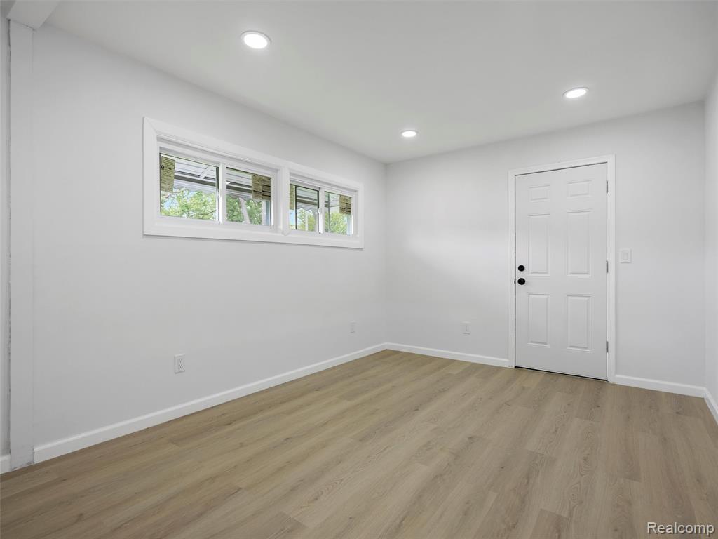 134 West Auburn Road Rochester, MI 48307 - Photo 15 of 30