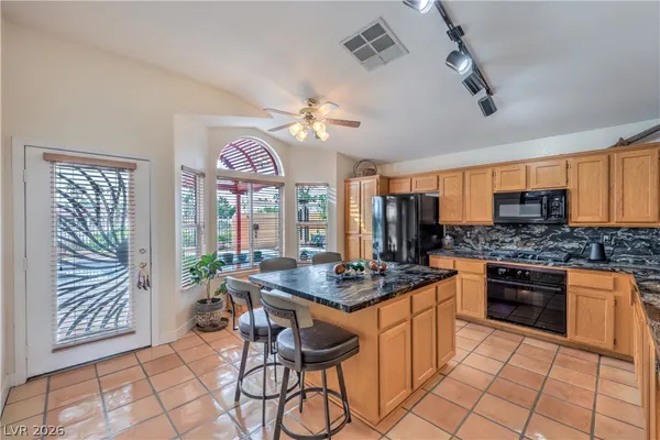 $3,500 | 8197 Sedona Sunrise Drive, Las Vegas, NV 89128