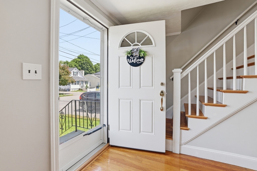31 Beech Street Dedham, MA 02026 - Photo 8 of 40