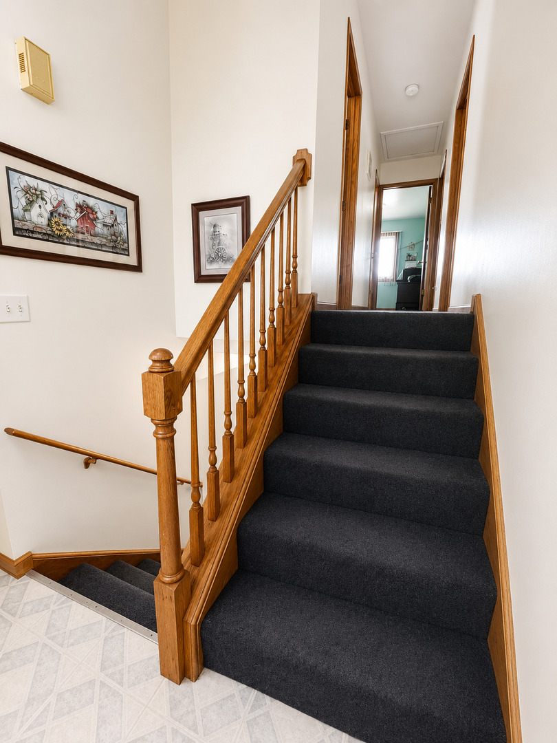 5708 West 64th Place Chicago, IL 60638 - Photo 10 of 17