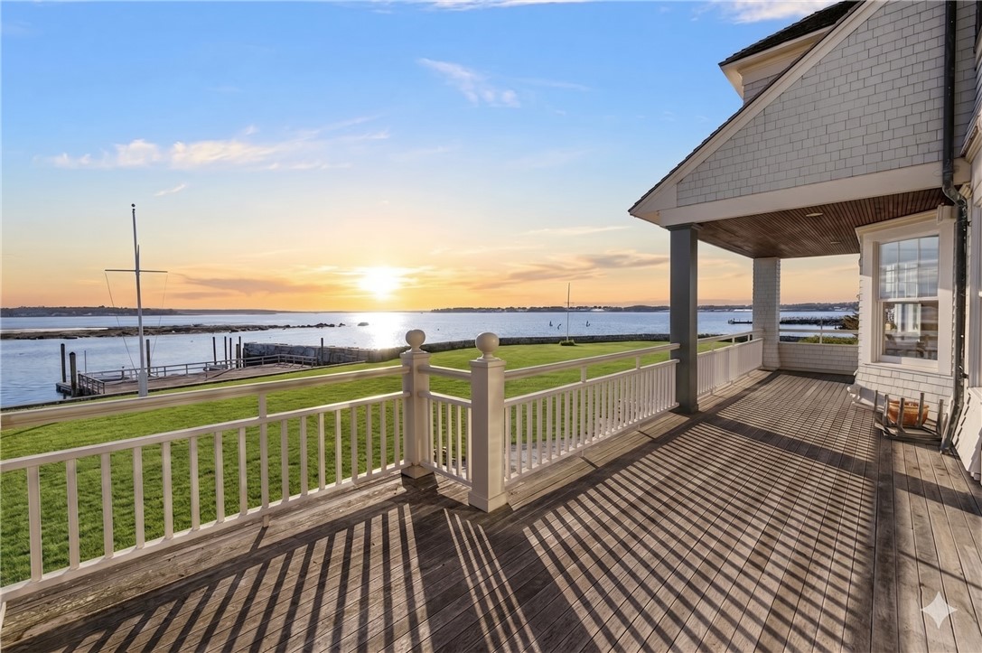 9 Hope Street Bristol, RI 02809 - Photo 3 of 40