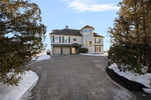$3,800,000 | 9 Hope Street, Bristol, RI 02809