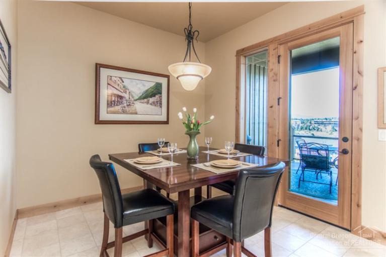 981 Southwest Vantage Point Way Bend, OR 97702 - Photo 5 of 25 Additional Photo