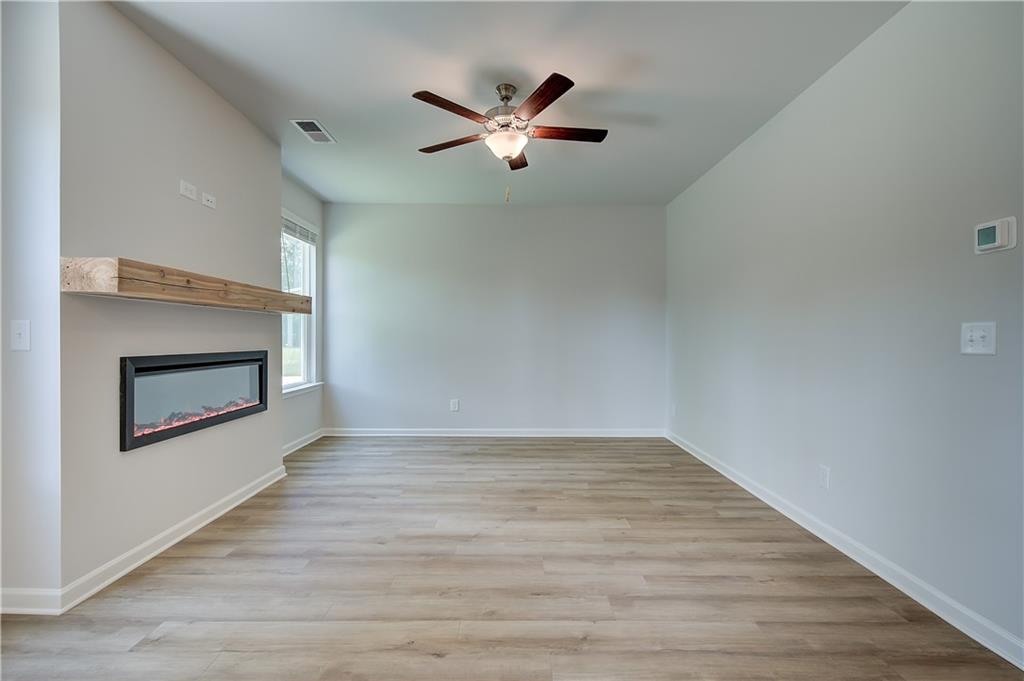 173 Geranium Lane Covington, GA 30016 - Photo 16 of 31
