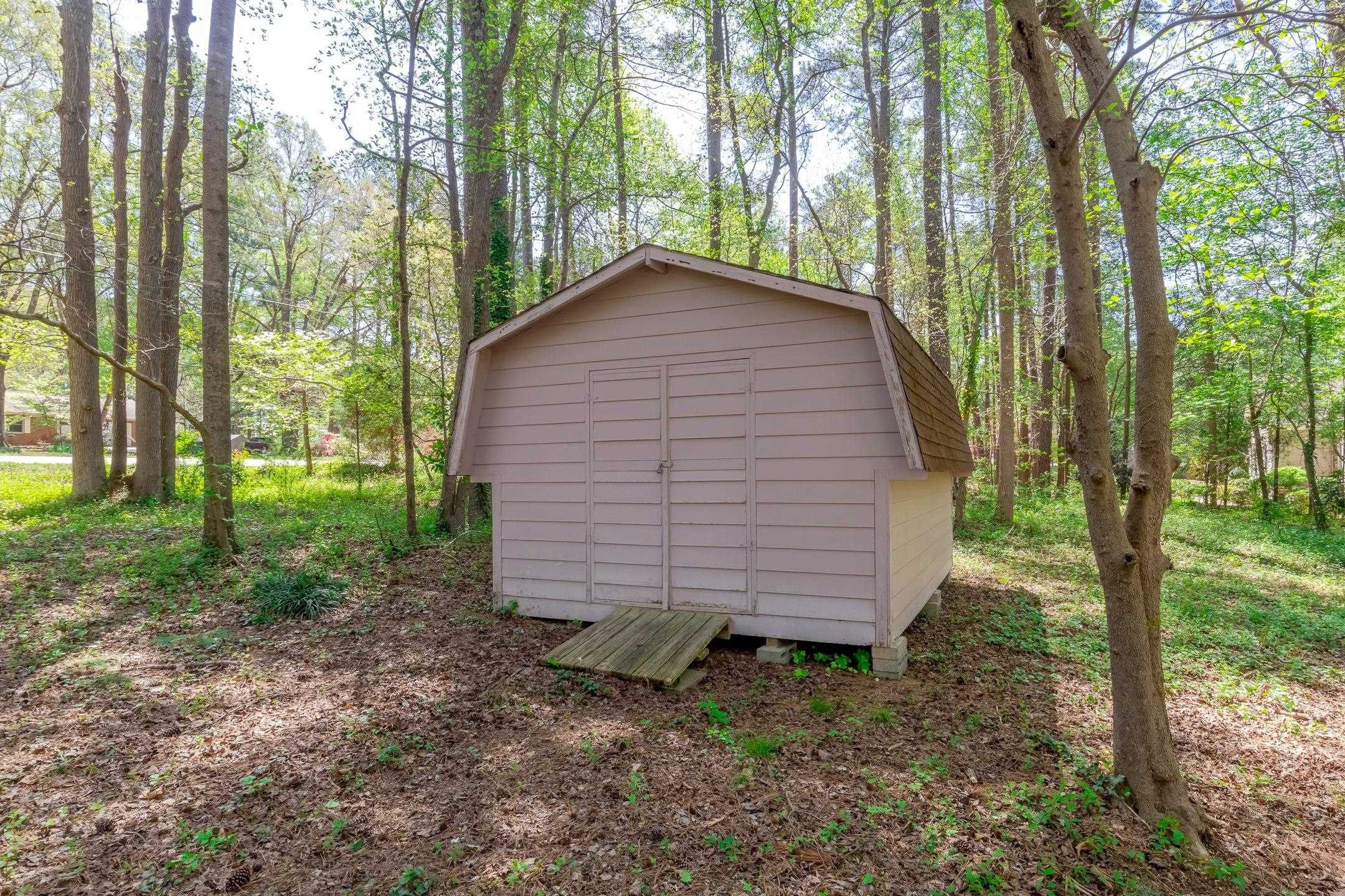6201 Arnold Road Raleigh, NC 27607 - Photo 42 of 46 Photo 42