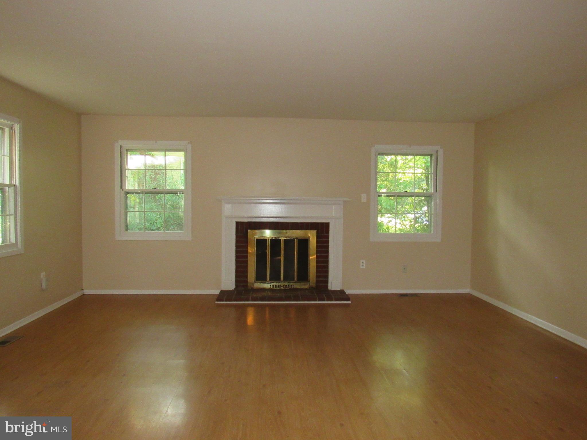 12602 Ivory Pass Laurel, MD 20708 - Photo 8 of 30 Family Room