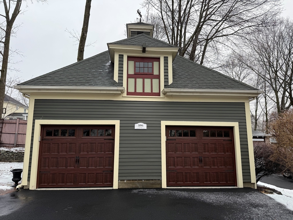 129 High Street Reading, MA 01867 - Photo 35 of 41 front view of a house
