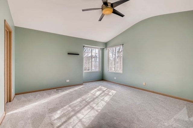 367 Locksley Drive Streamwood, IL 60107 - Photo 10 of 17