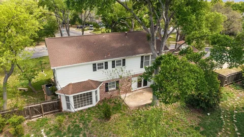 $925,000 | 4101 Far W Boulevard, Austin, TX 78731