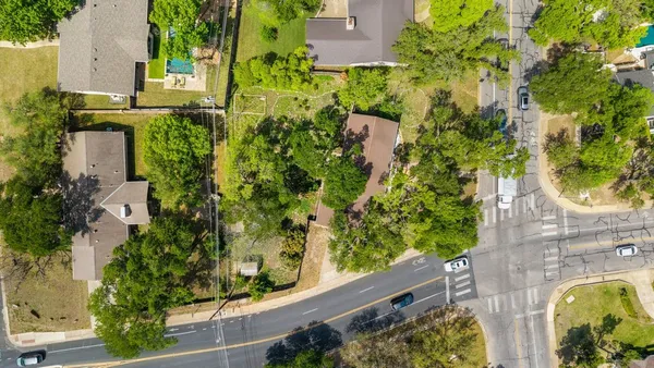 $925,000 | 4101 Far W Boulevard, Austin, TX 78731