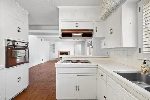 $925,000 | 4101 Far W Boulevard, Austin, TX 78731