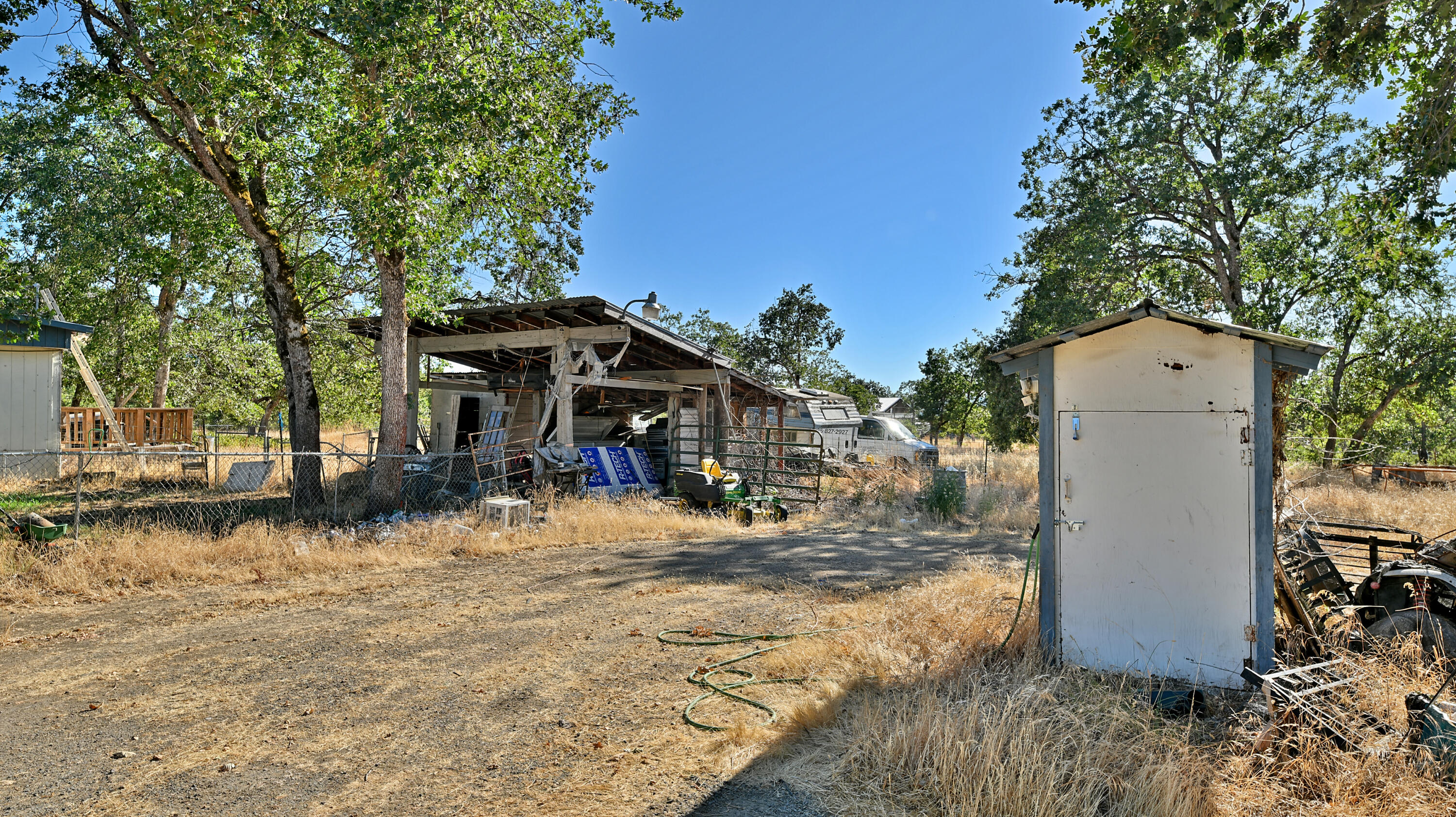 1300 Worthington Road Eagle Point, OR 97524 - Photo 17 of 38 17