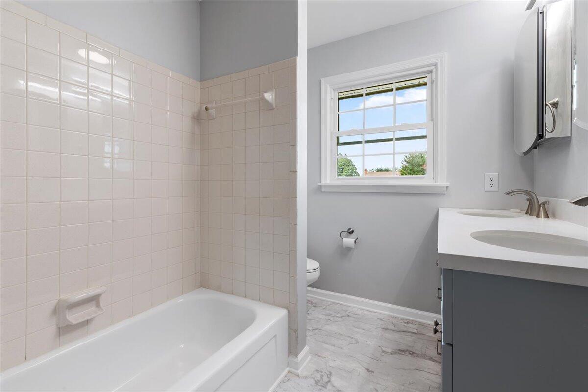 5904 Plantation Road Roanoke, VA 24019 - Photo 21 of 65 23-23