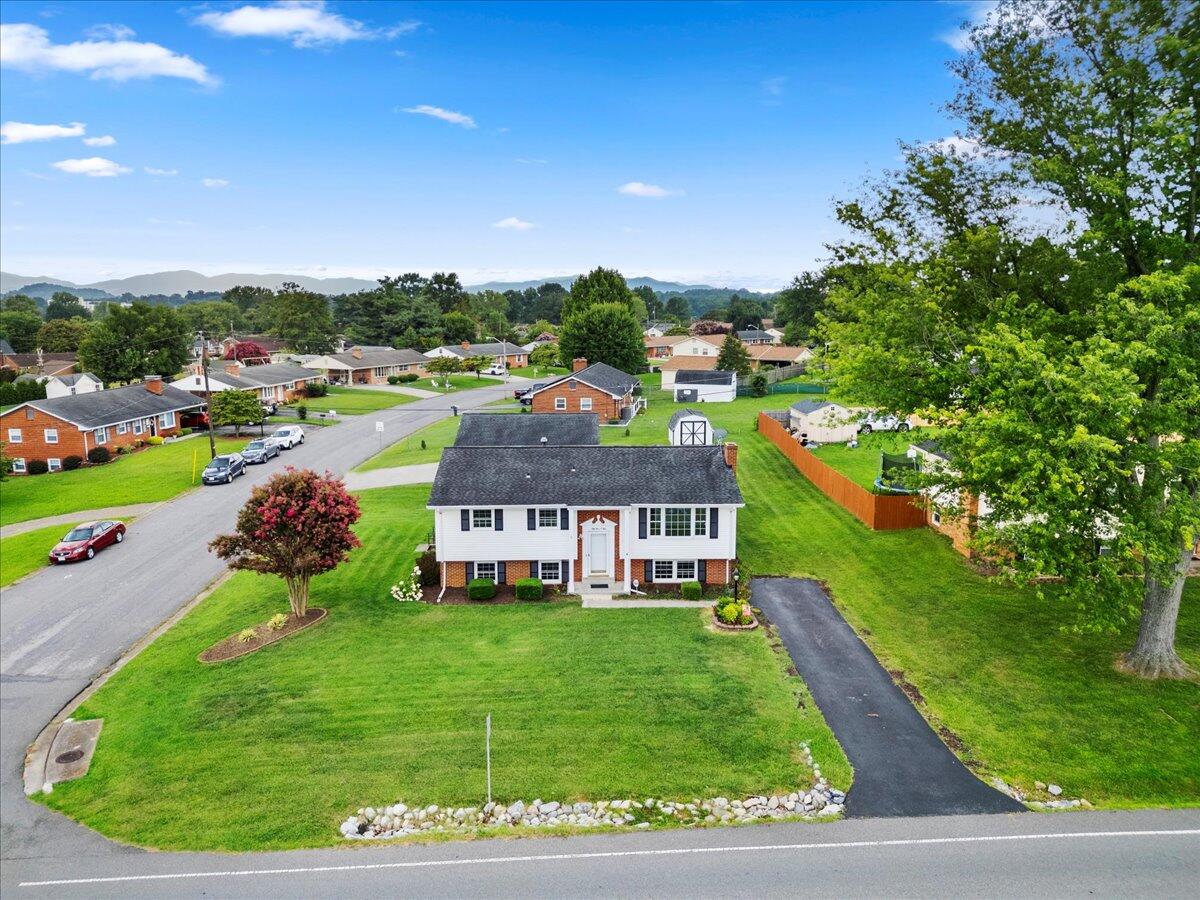 5904 Plantation Road Roanoke, VA 24019 - Photo 47 of 65 40-40