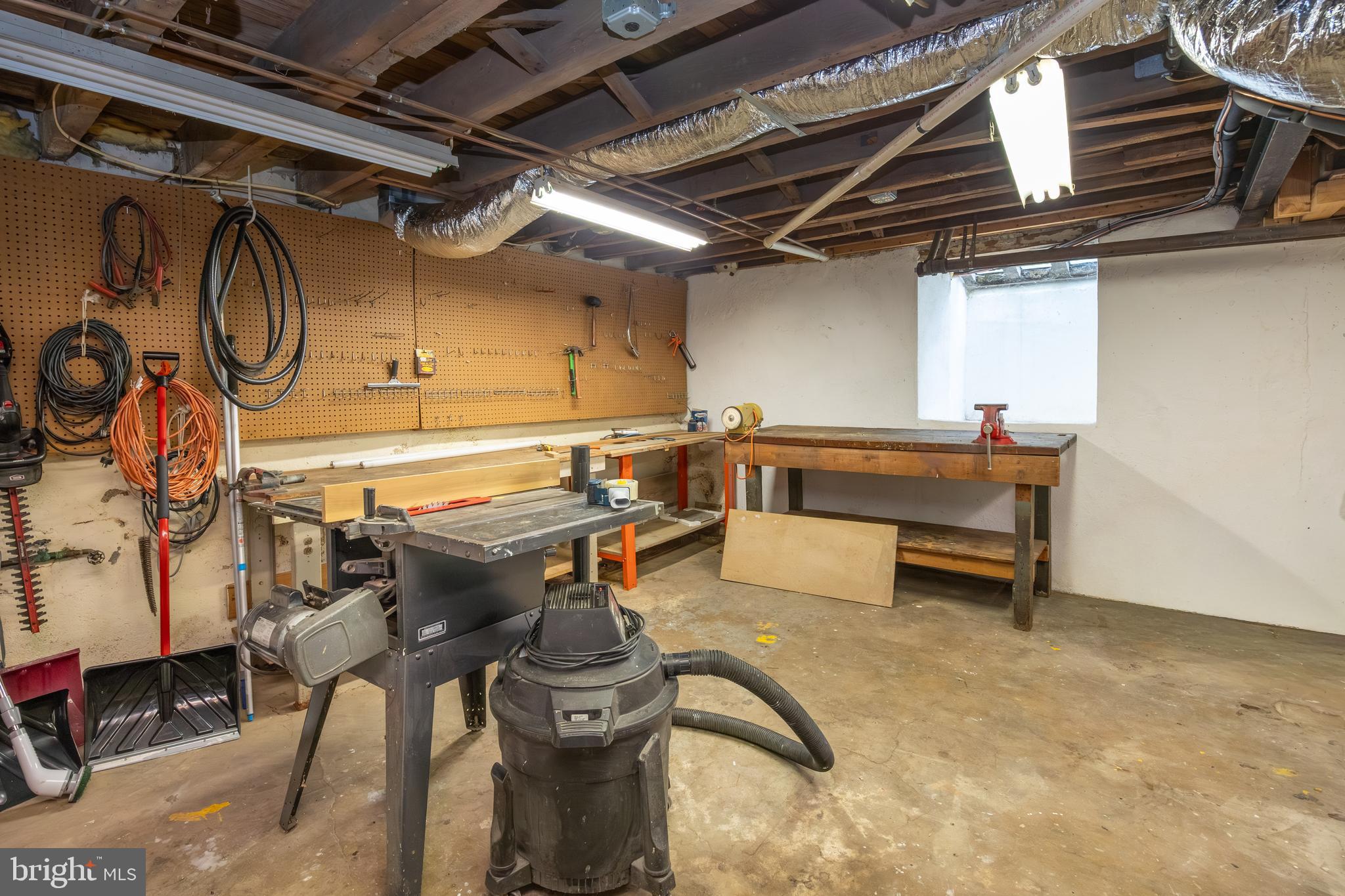 387 Tomlinson Road Huntingdon Valley, PA 19006 - Photo 23 of 30 Meticulous workshop for the hobby enthusiast