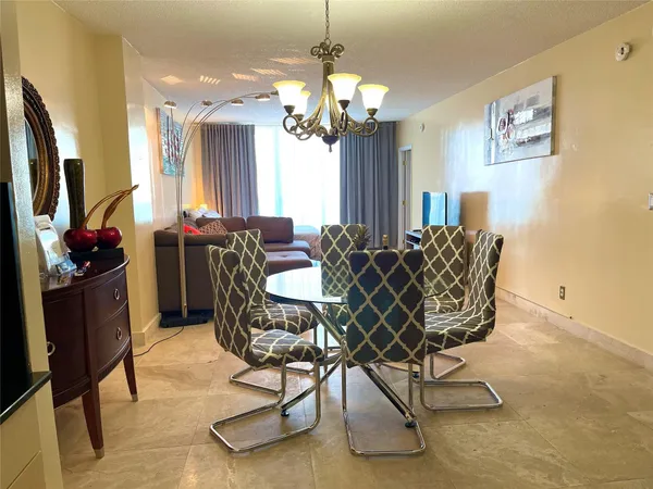 $8,000,000 | 19370 Collins Avenue, Sunny Isles Beach, FL 33160