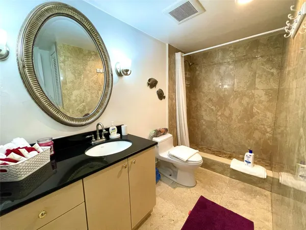 $8,000,000 | 19370 Collins Avenue, Sunny Isles Beach, FL 33160