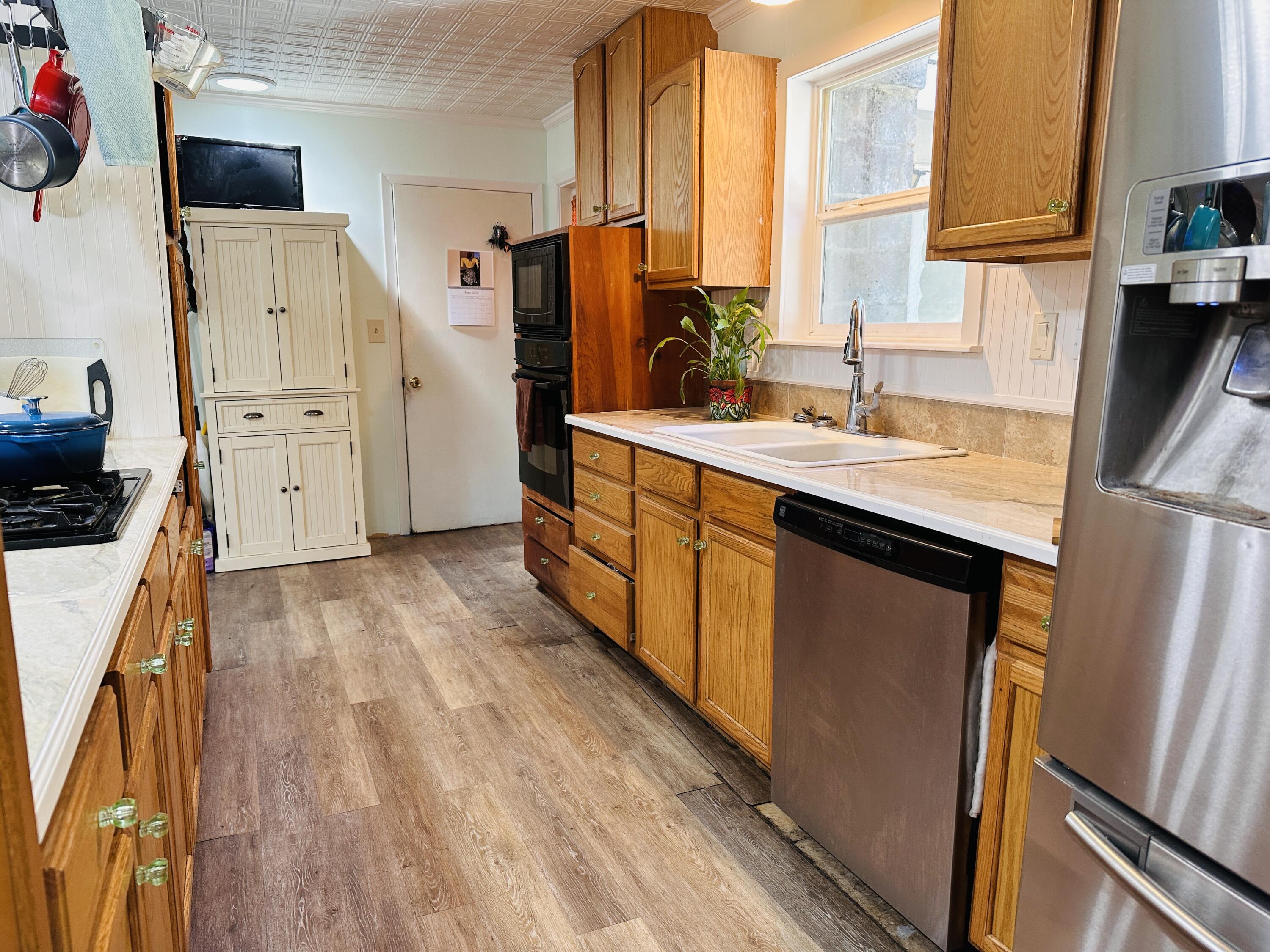 871 Dennis Boulevard Burnt Ranch, CA 95527 - Photo 6 of 47