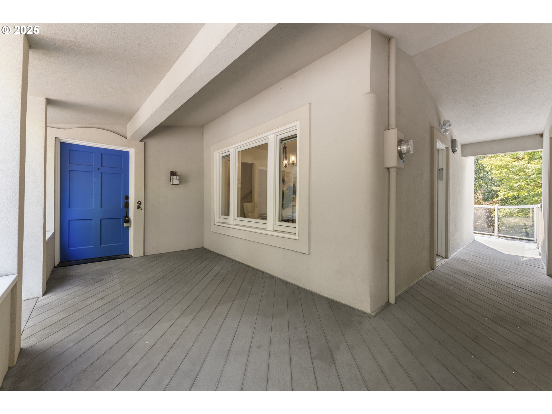 1604 Country Club Road Lake Oswego, OR 97034 - Photo 5 of 47