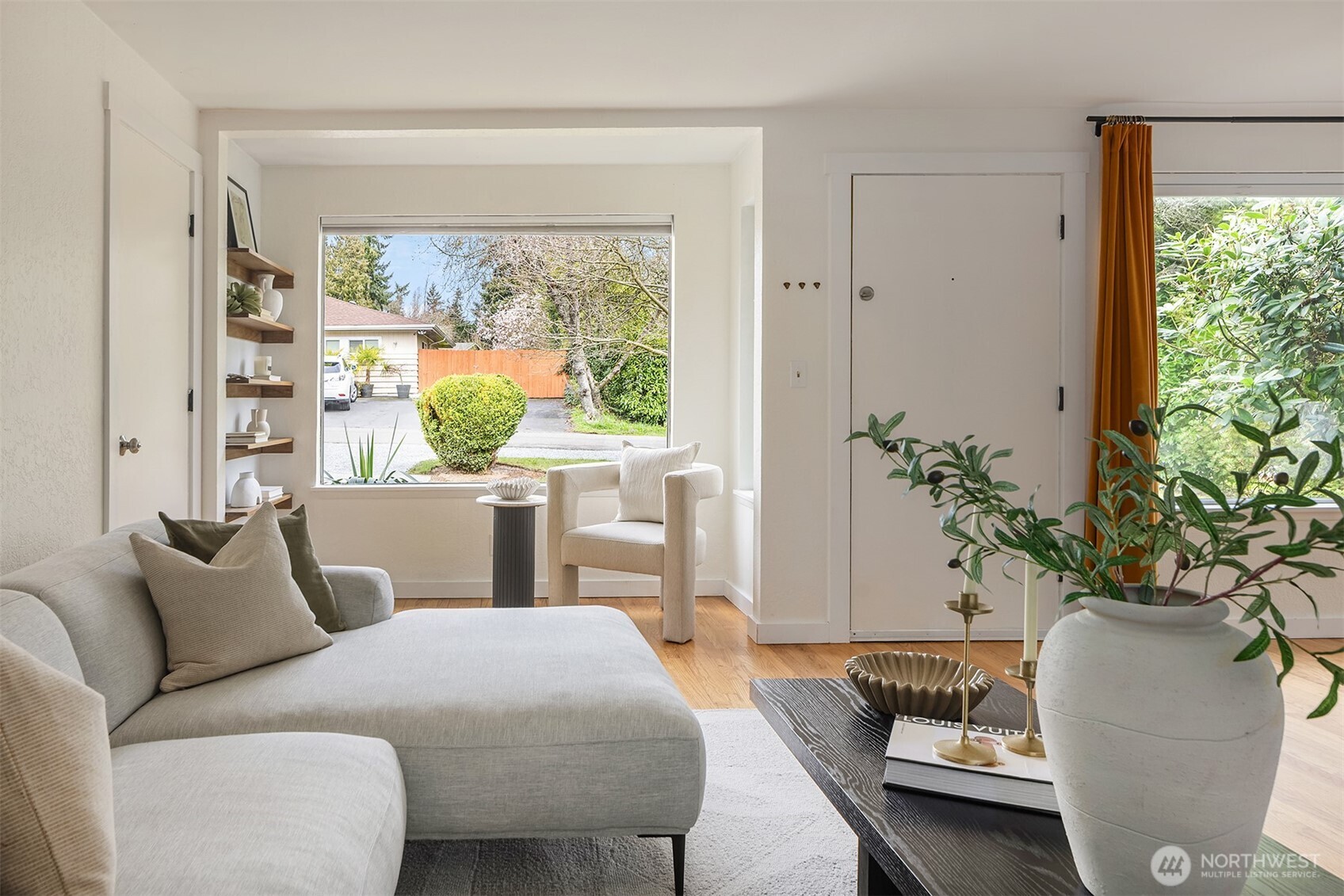 1237 Southwest 118th Street Burien, WA 98146 - Photo 5 of 27 a living room with furniture and a potted plant