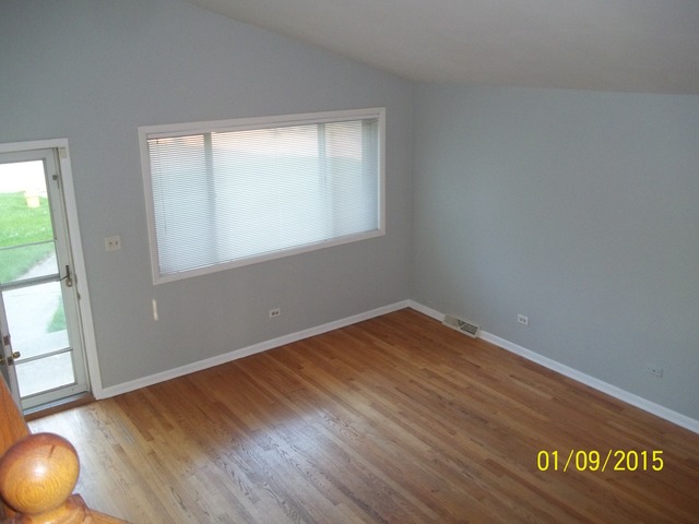 630 North Indiana Street Elmhurst, IL 60126 - Photo 4 of 18