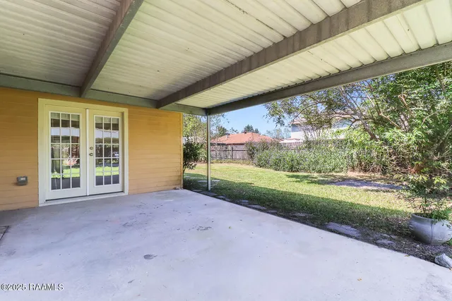 $125,000 | 120 Burrow Drive, Scott, LA 70583