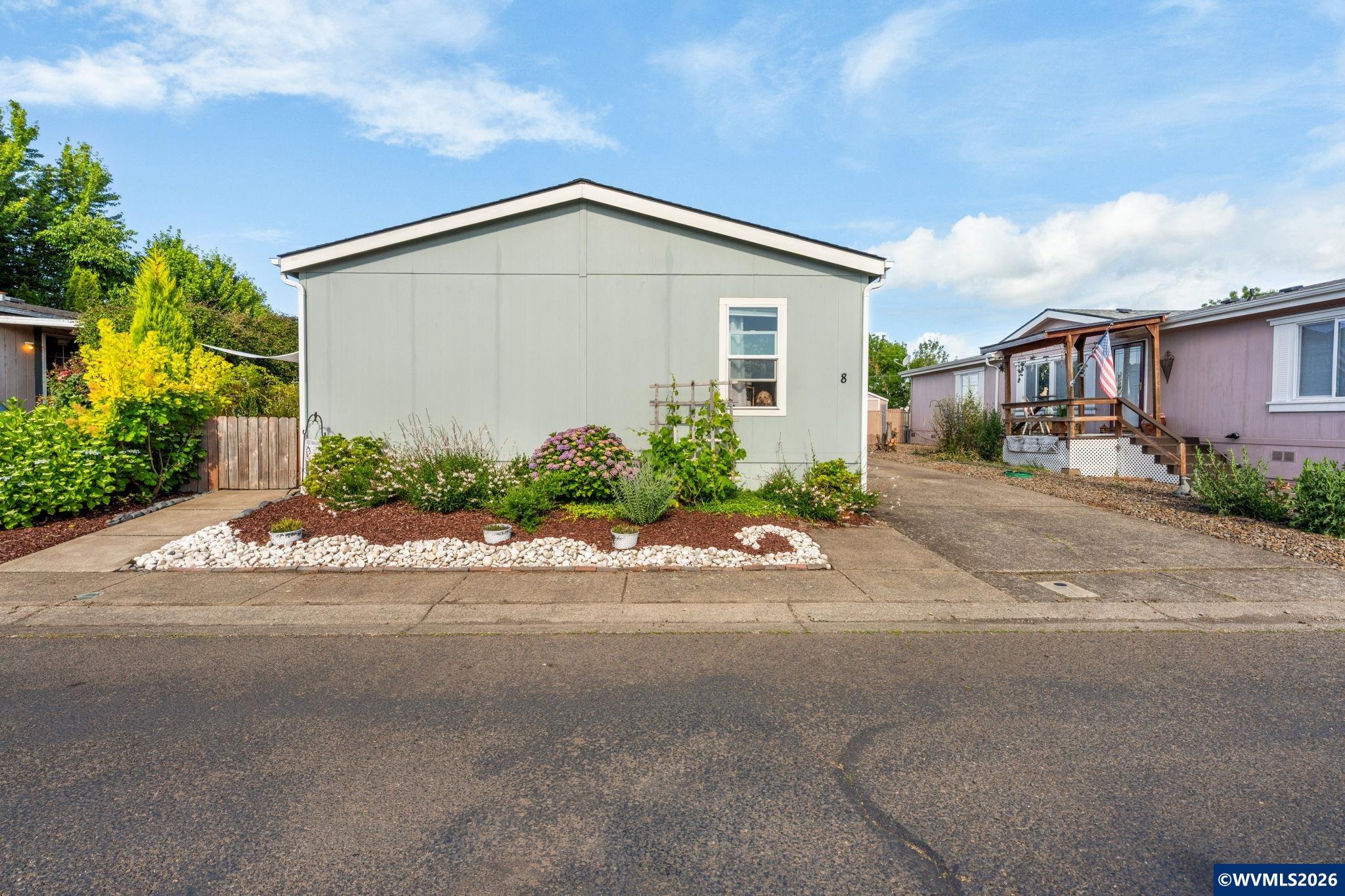 2151 Three Lakes Road Southeast, Unit 8 Albany, OR 97322 - Photo 28 of 35