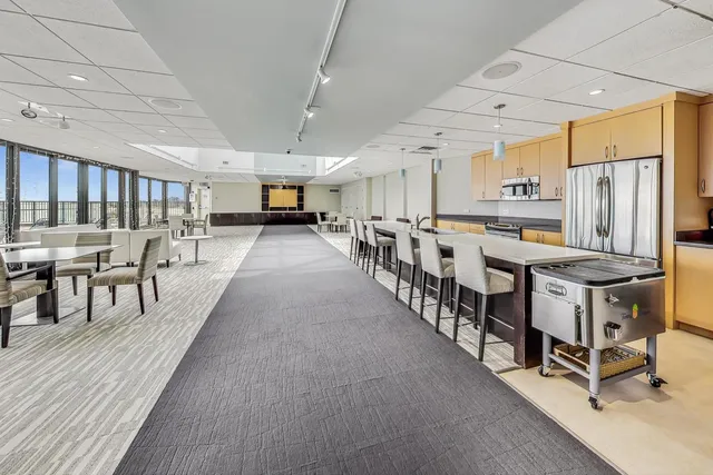 $499,000 | 6007 North Sheridan Road, Unit 12B, Chicago, IL 60660