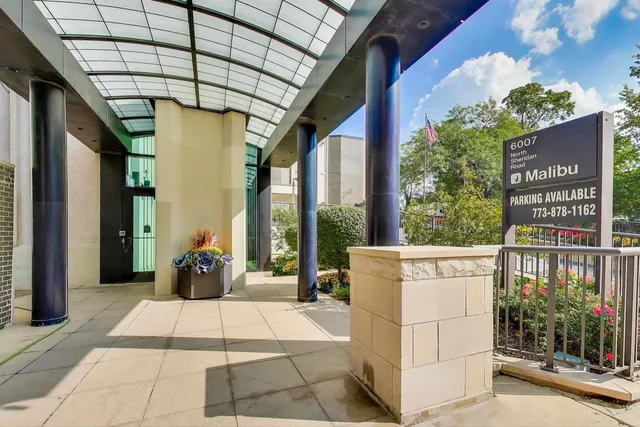 $499,000 | 6007 North Sheridan Road, Unit 12B, Chicago, IL 60660
