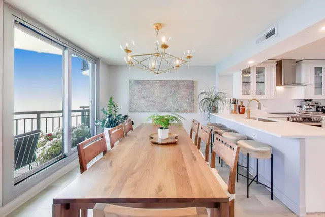 $499,000 | 6007 North Sheridan Road, Unit 12B, Chicago, IL 60660