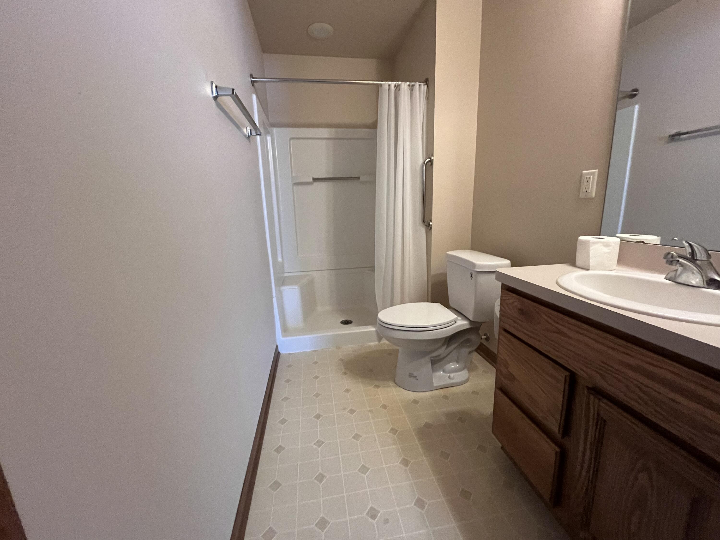262 South Lar-Ann Street Belgium, WI 53004 - Photo 6 of 12 Bathroom