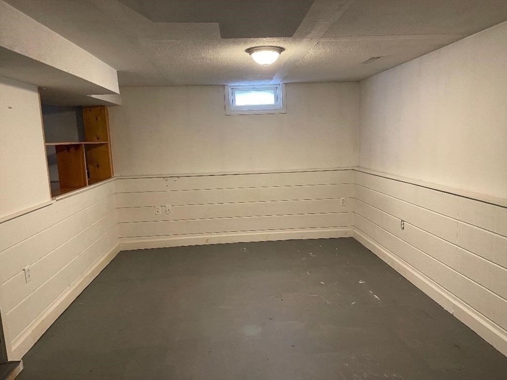 23 Western Avenue West Boylston, MA 01583 - Photo 15 of 18