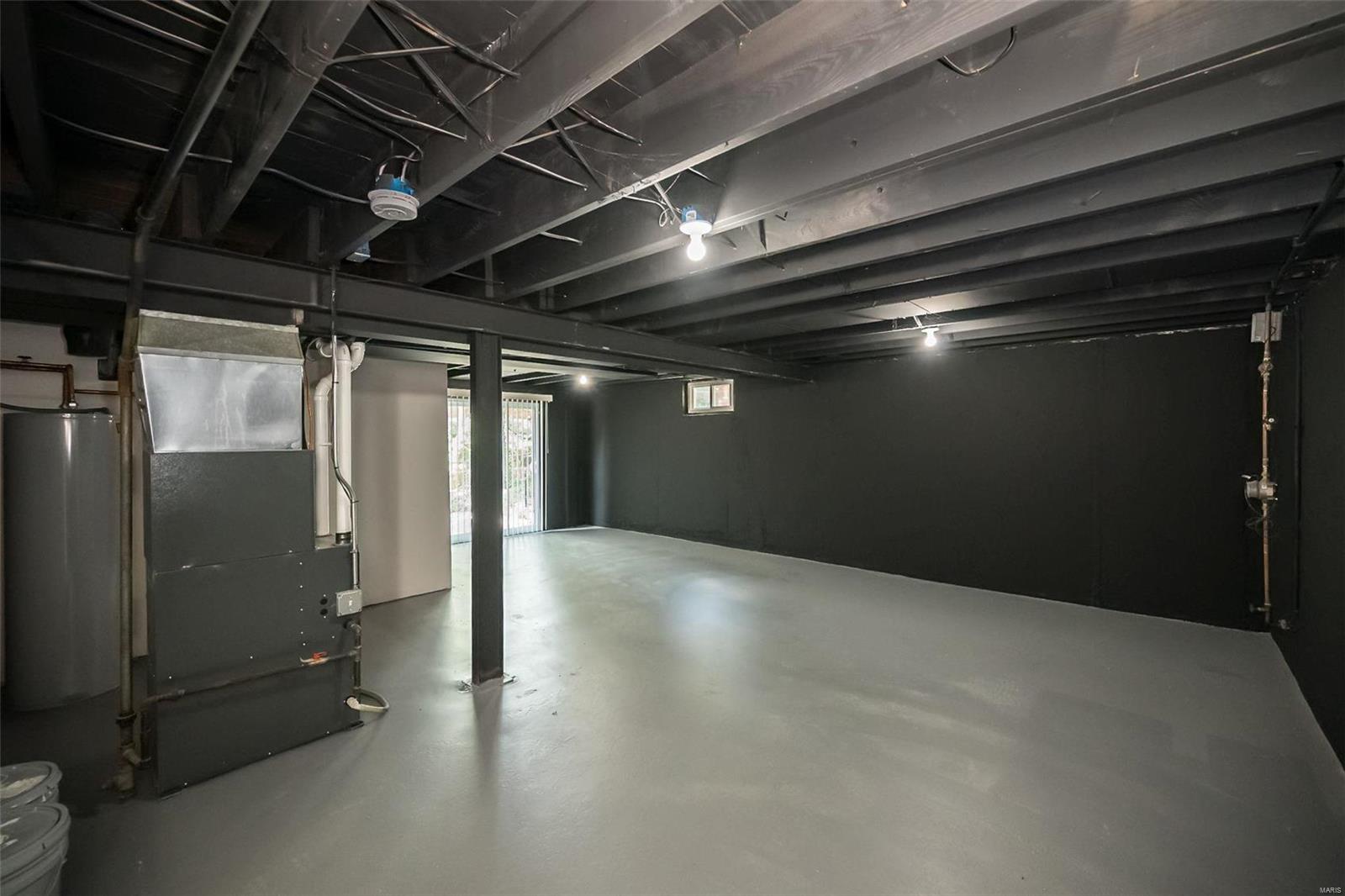 6906 Pine Ridge Drive St. Louis, MO 63121 - Photo 28 of 33