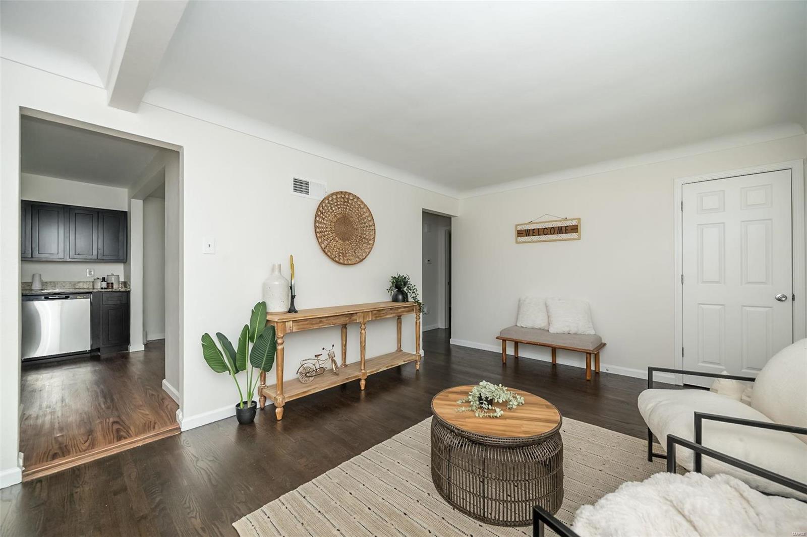 6906 Pine Ridge Drive St. Louis, MO 63121 - Photo 7 of 33