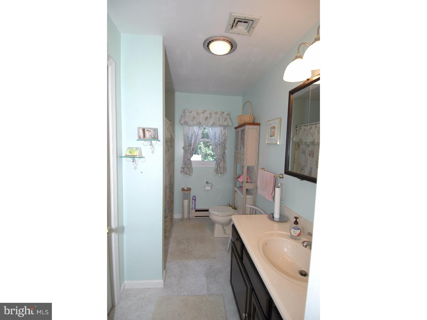 1280 Old York Road Burlington, NJ 08016 - Photo 11 of 25 Bathroom