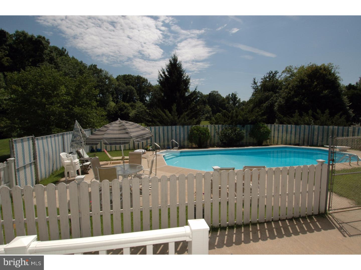 1280 Old York Road Burlington, NJ 08016 - Photo 18 of 25 Pool