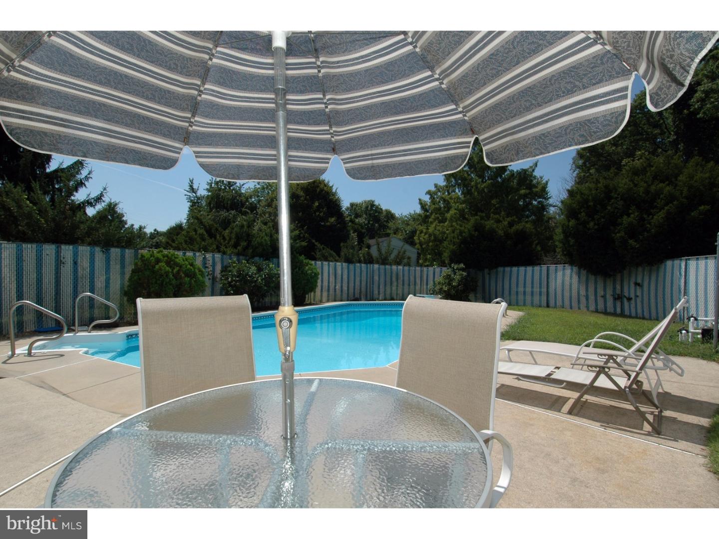 1280 Old York Road Burlington, NJ 08016 - Photo 20 of 25 Pool
