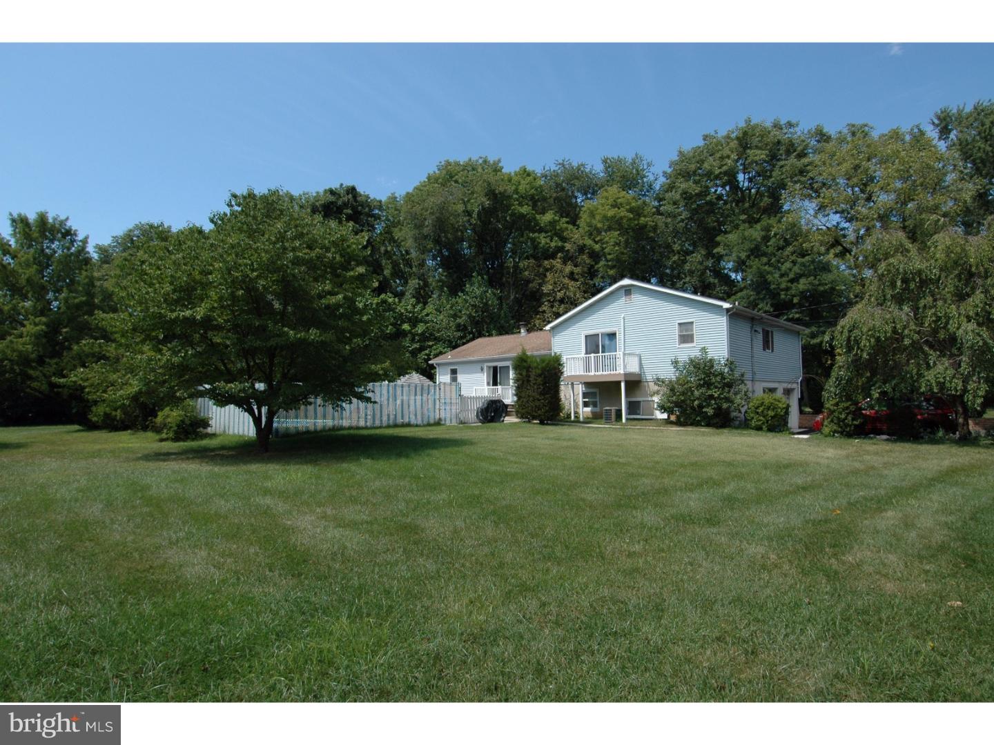 1280 Old York Road Burlington, NJ 08016 - Photo 24 of 25 Exterior Back