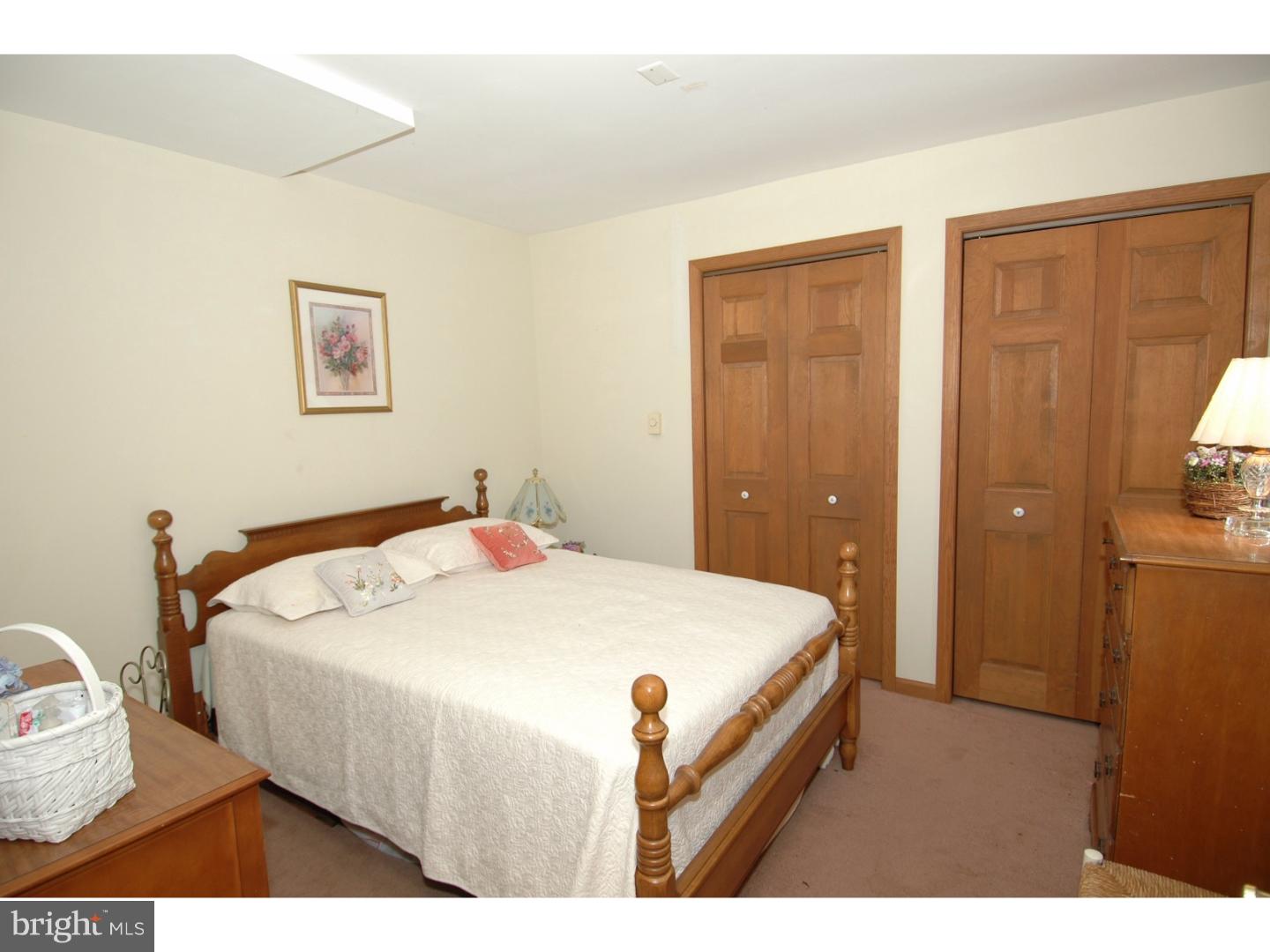 1280 Old York Road Burlington, NJ 08016 - Photo 8 of 25 Bedroom 4