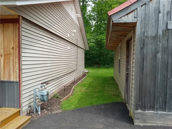 $299,000 | 9106 Arthur Jenkins Road, Lenox, NY 13032