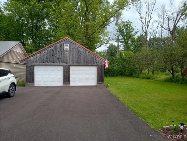 $299,000 | 9106 Arthur Jenkins Road, Lenox, NY 13032