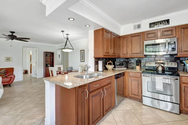 $2,500 | 600 Egret Circle, Unit 7105, Delray Beach, FL 33444
