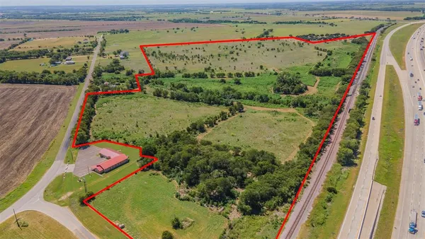 $725,000 | 0 Interstate 35, Eddy, TX 76524