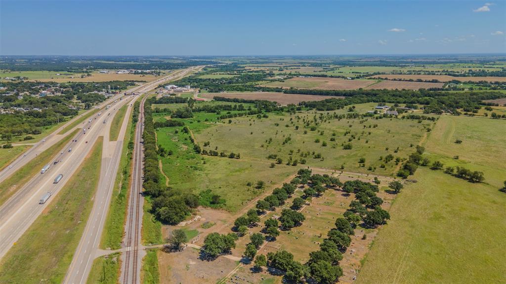 0 Interstate 35 Eddy, TX 76524 - Photo 5 of 18 a view of an ocean from a balcony