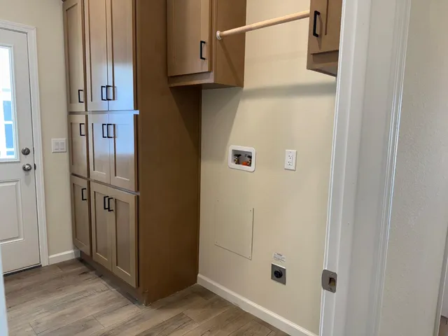 a view of elevator with hallway