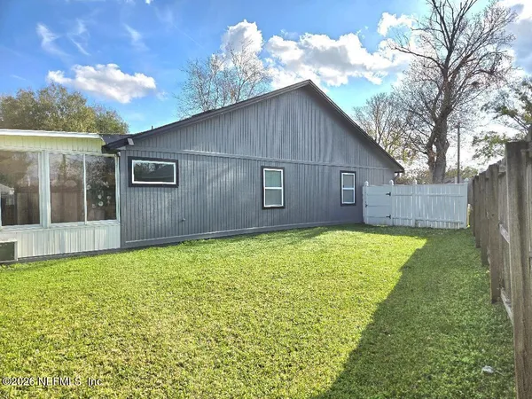 $3,100 | 6931 Cane Grass Lane East, Jacksonville, FL 32244