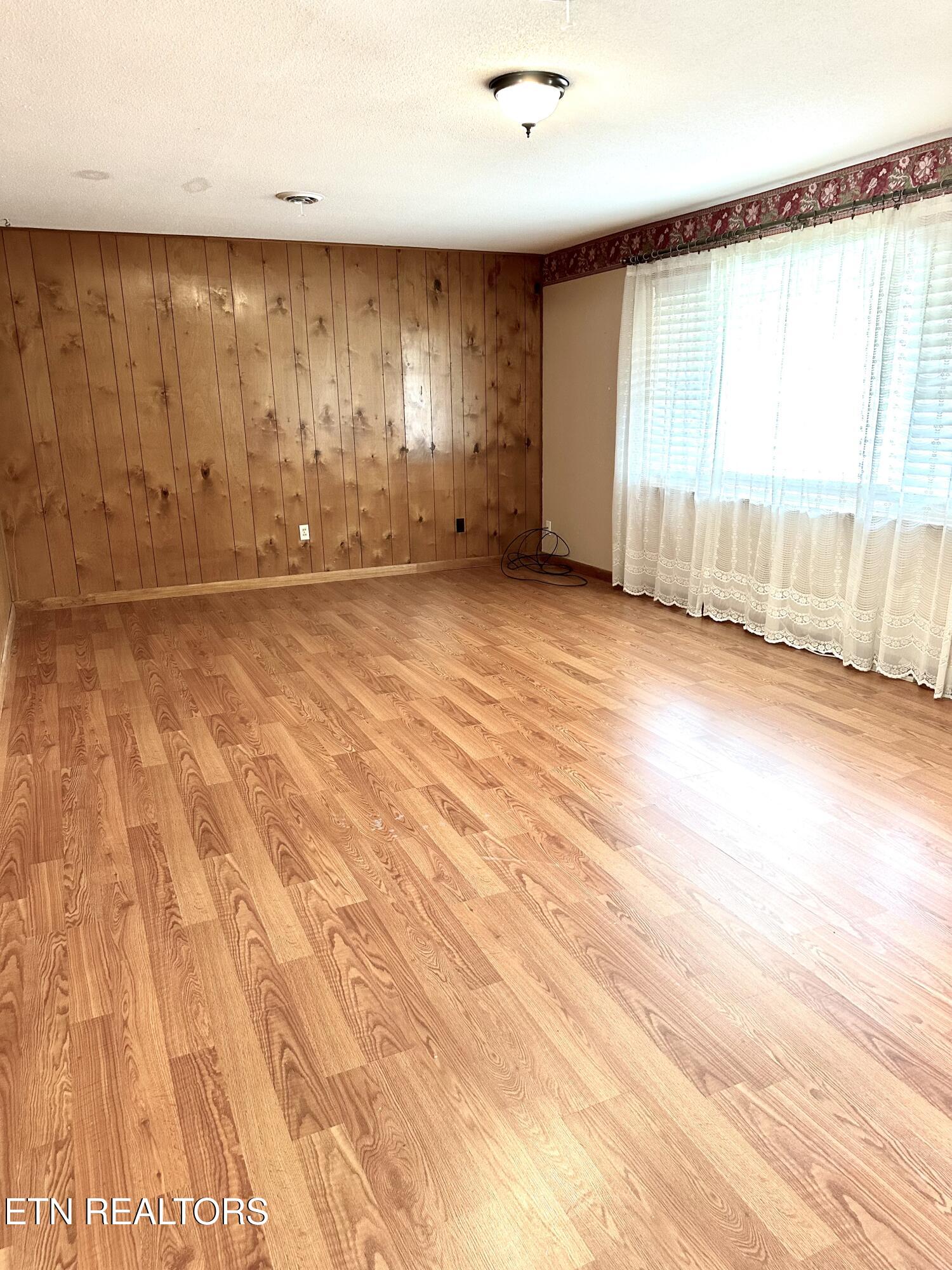 827 Murphy Road Sevierville, TN 37862 - Photo 12 of 29 IMG_7951